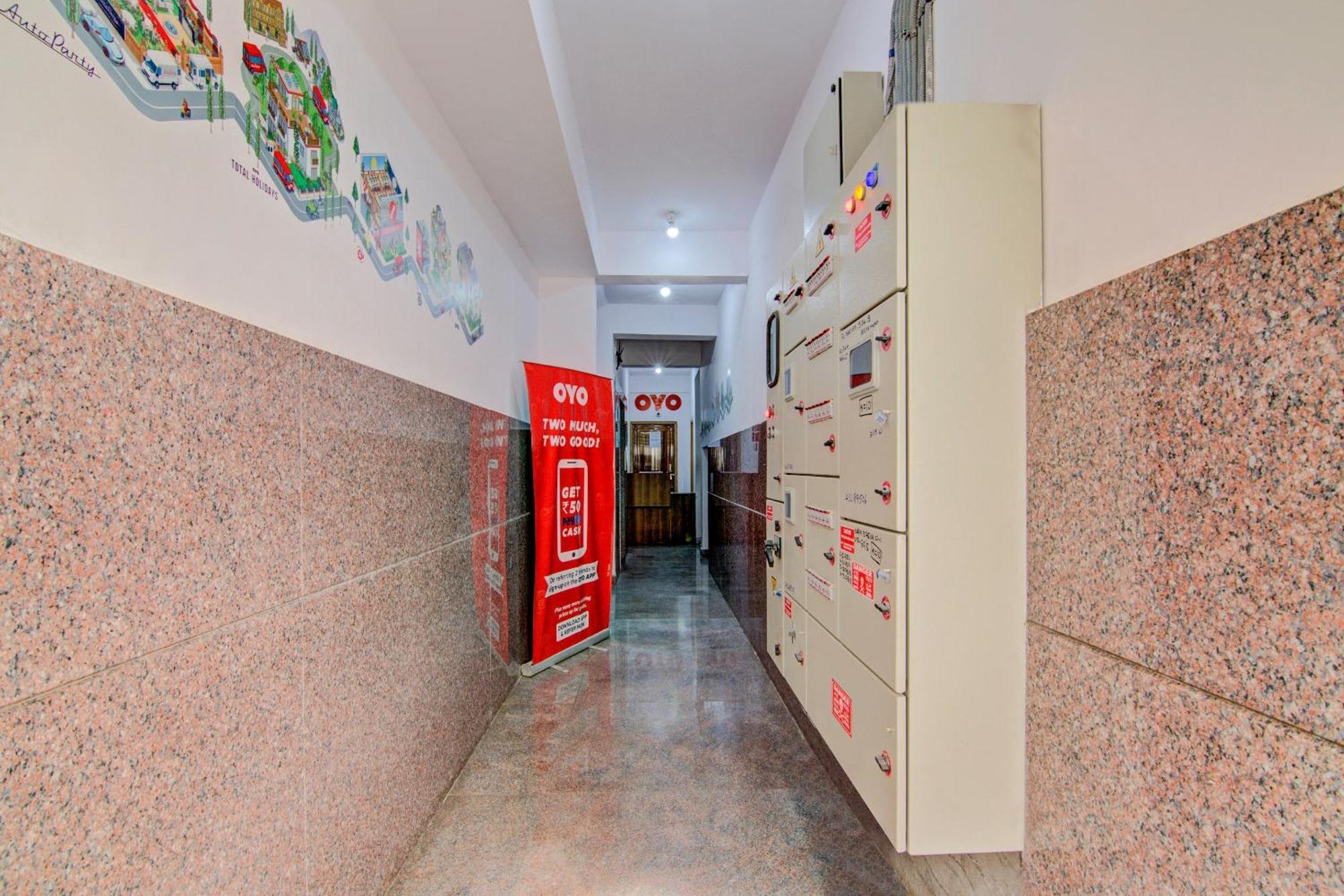 Hotel O Varcity Comforts Near Ragigudda Sri Prasanna Anjaneyaswamy Temple Bangalore Exterior photo