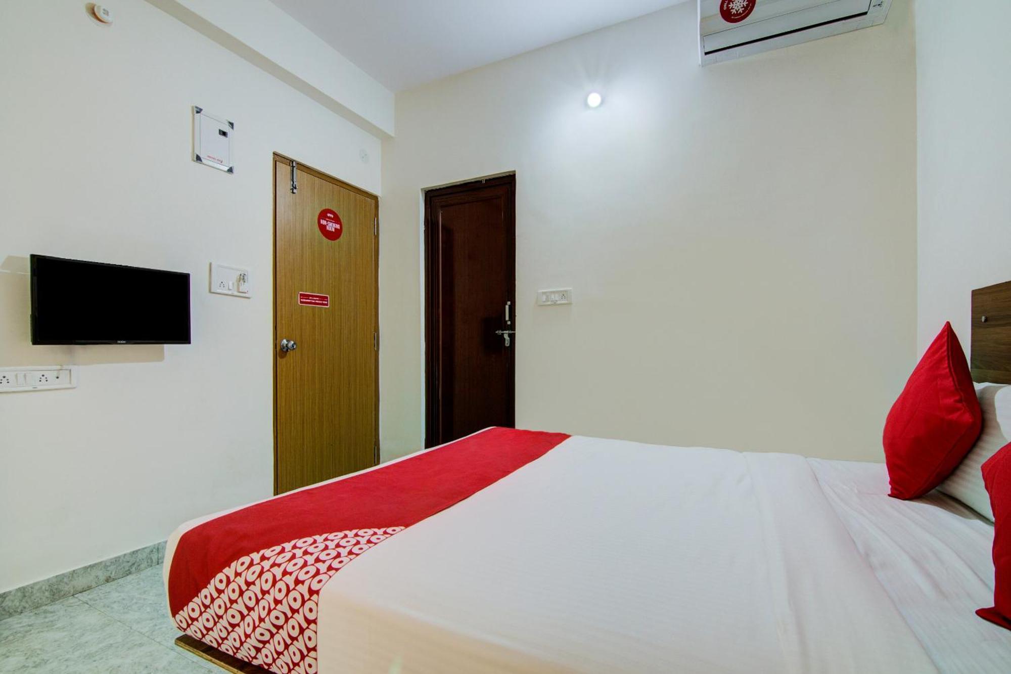 Hotel O Varcity Comforts Near Ragigudda Sri Prasanna Anjaneyaswamy Temple Bangalore Exterior photo
